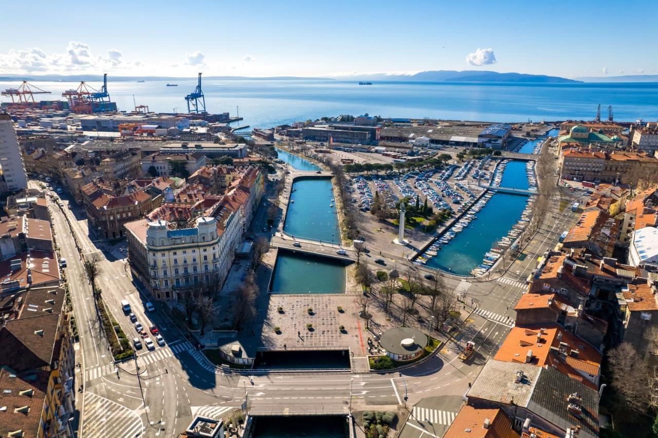 Modern Apartment Di Piu With Free 20M2 Garage Parking Rijeka Dış mekan fotoğraf
