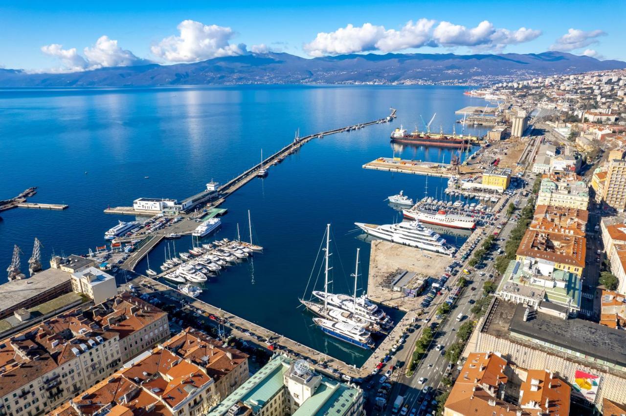 Modern Apartment Di Piu With Free 20M2 Garage Parking Rijeka Dış mekan fotoğraf